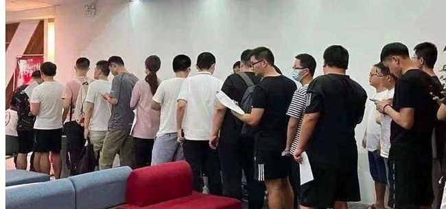 https：／／a.ydkje.cn／m2wwtx4海报